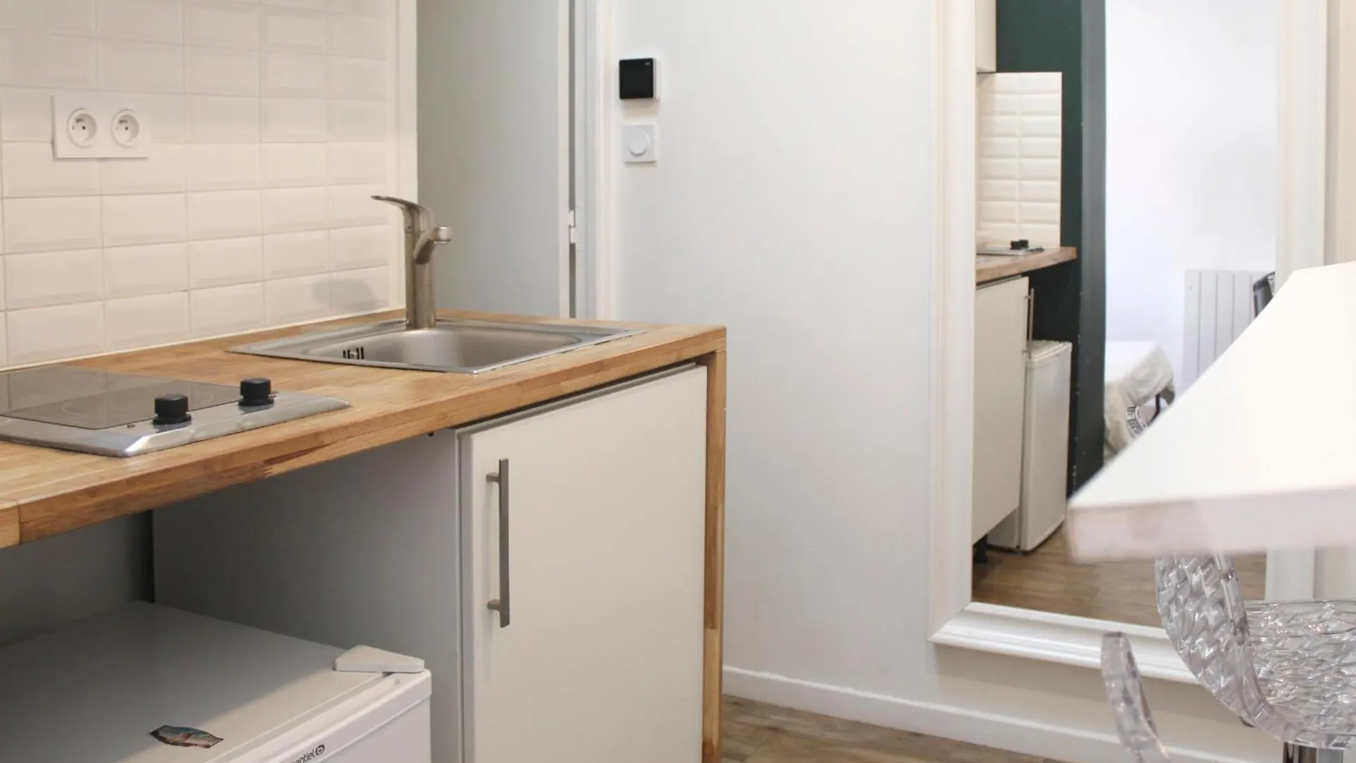 Cozy Studio Perfect For A Stay In Paris 0*,